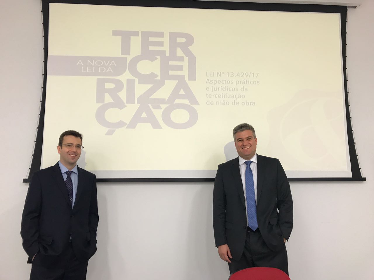 Palestra sobre terceirização reúne representantes de empresas na Cont